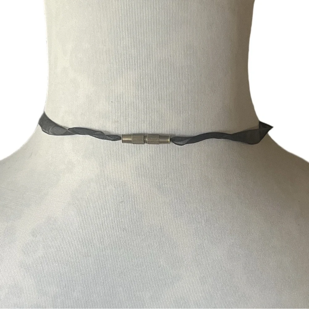 Blue Glass Bead & Ribbon Pendant Necklace